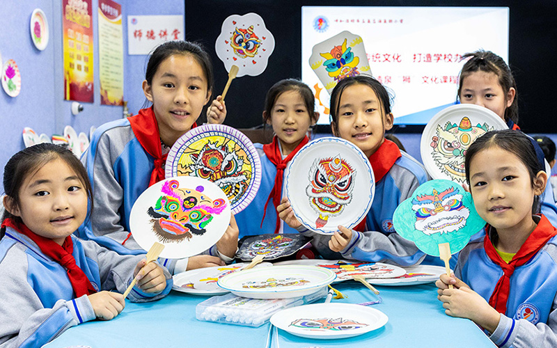 內(nèi)蒙古呼和浩特：舞獅進校園 文化共傳承